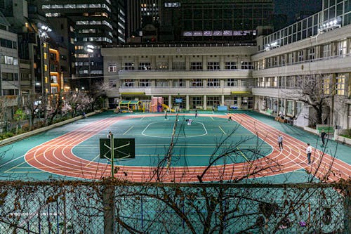 公牛vs勇士前瞻：公牛6连败状态低迷，勇士背靠背冲两连胜